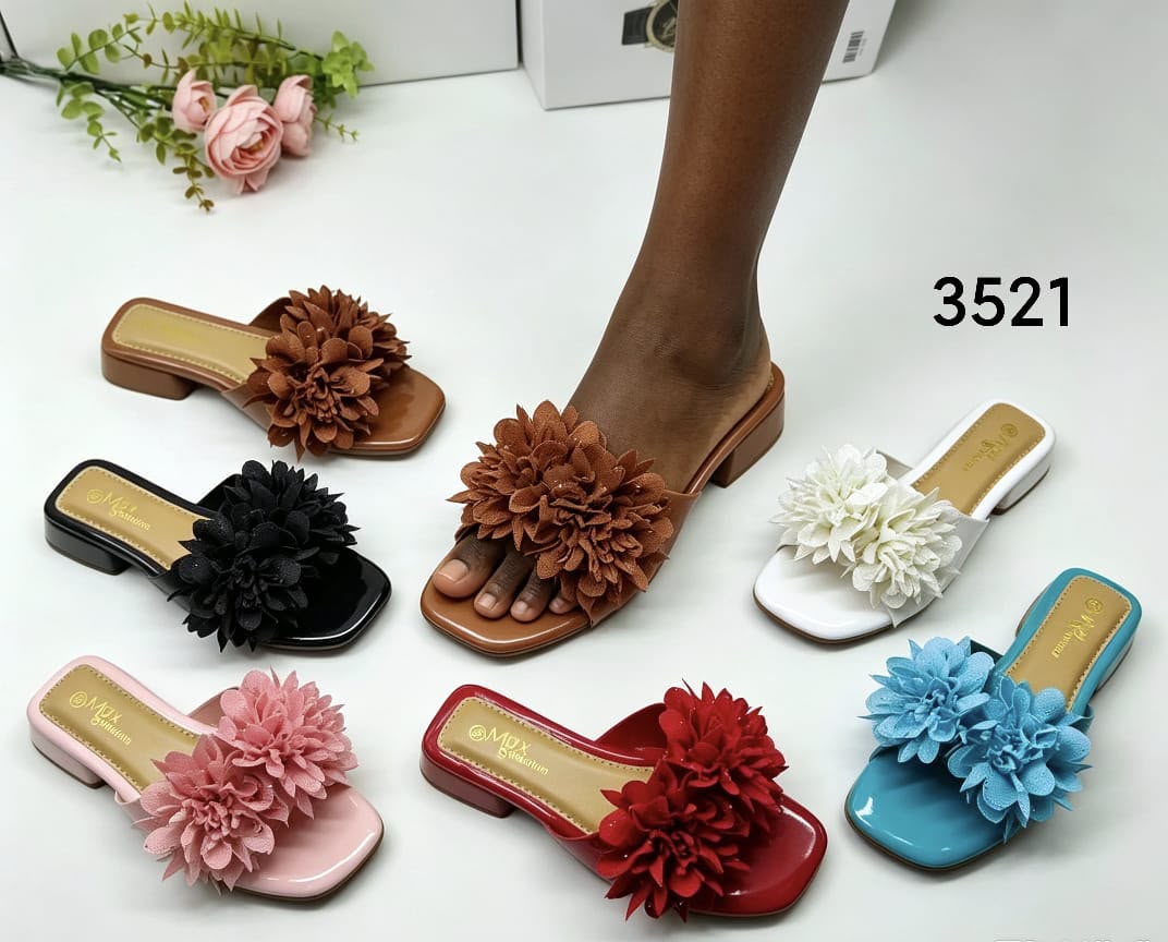 Ladies low heel
