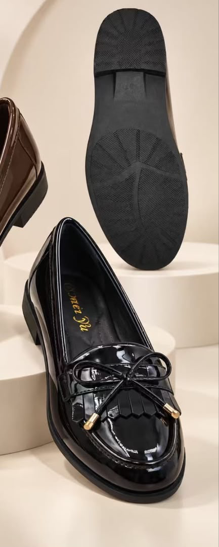 Oxford Bow-Tie Glossy Office Shoe for women